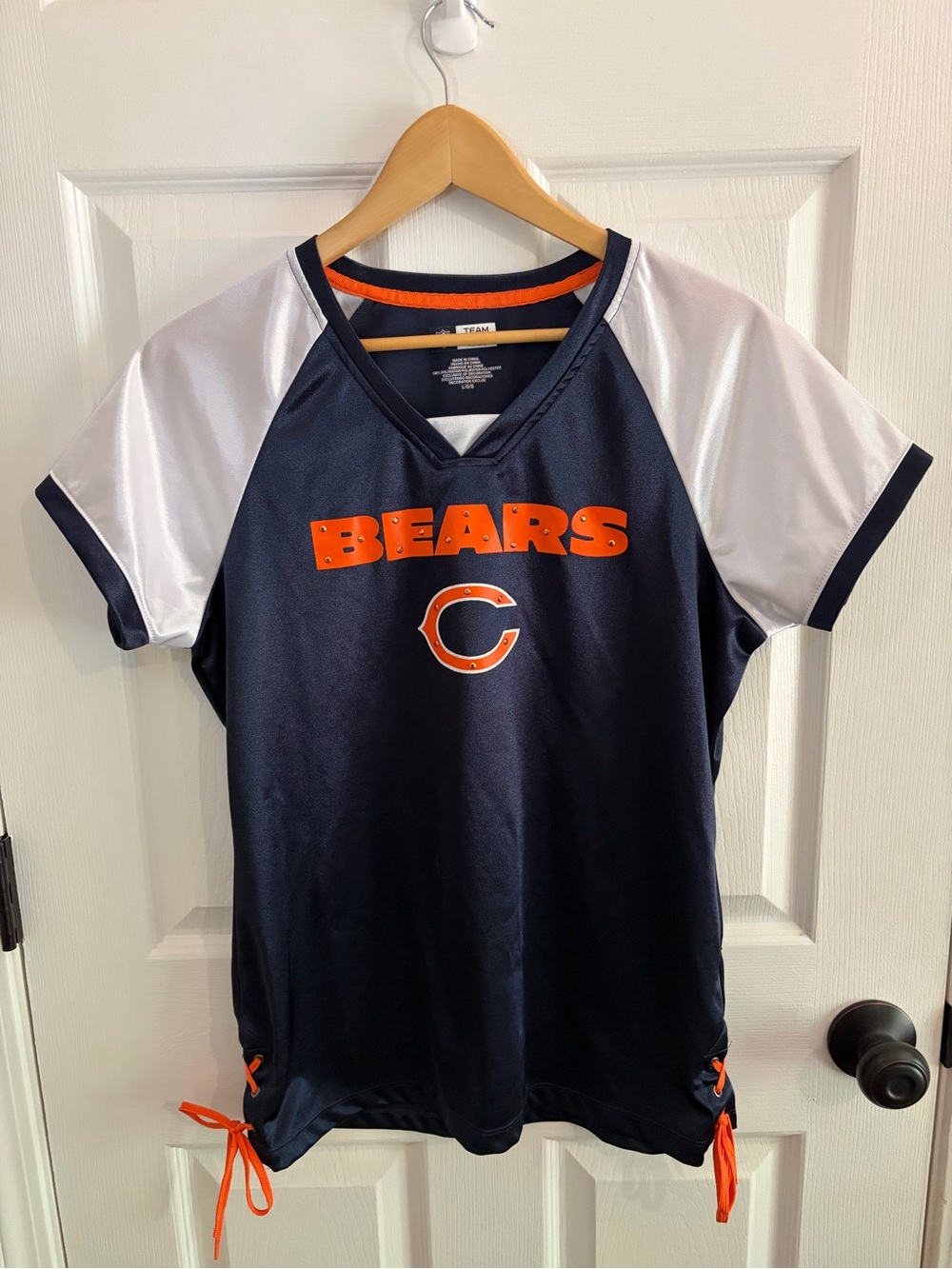 NFL Apparel Chicago Bears Navy & White Lace-Up Side Game Day Top - Women's L